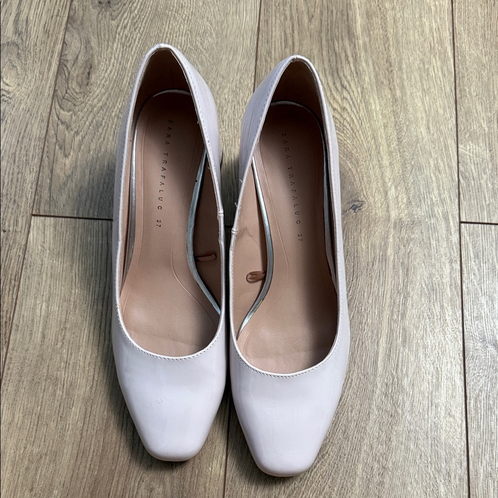 Used Zara size 37 in light pink tone Elegant Women's Pumps